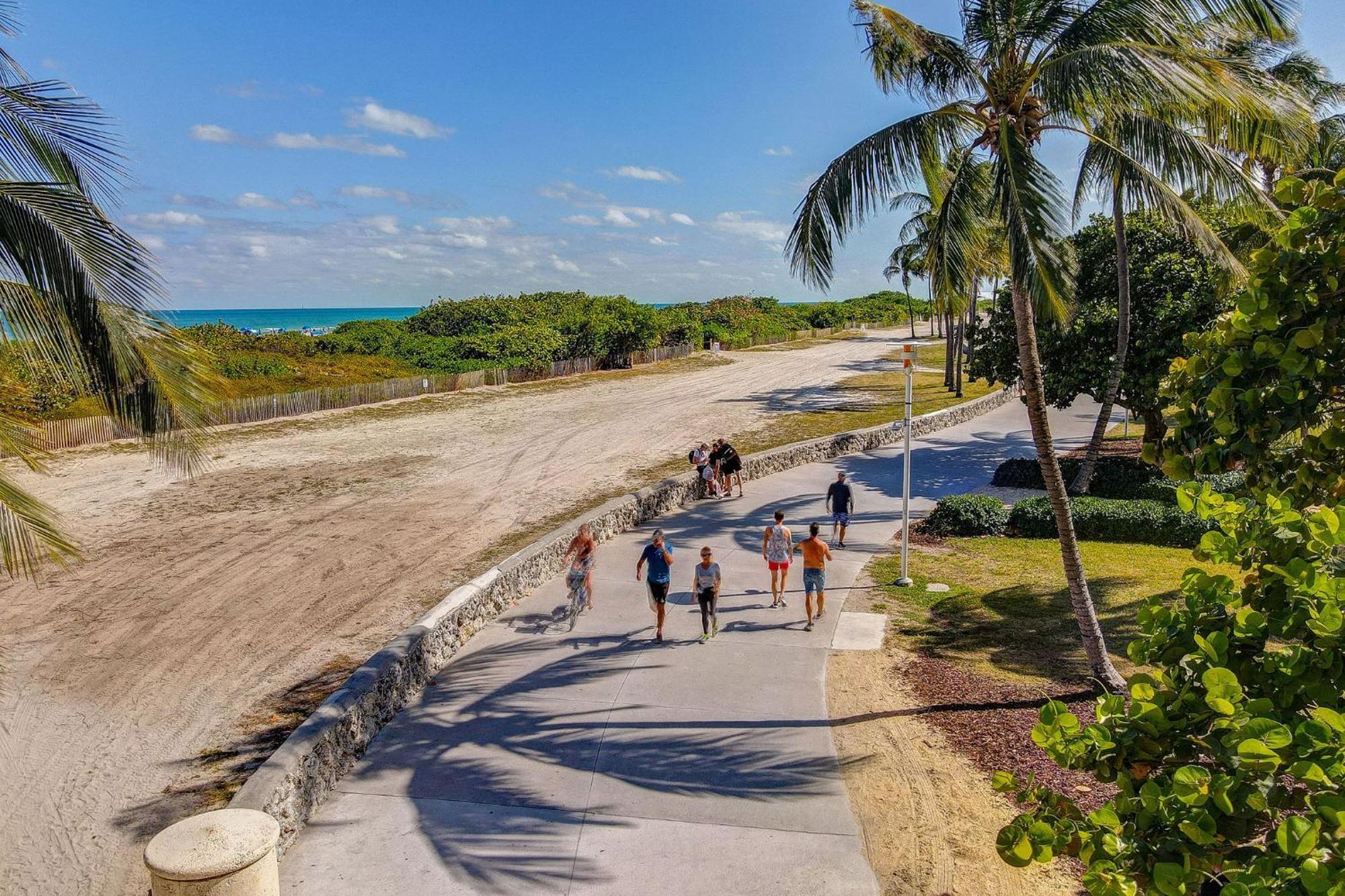 Deco Beachside Apt, W/2 Queen Beds, Washer/Dryer Miami Beach Luaran gambar