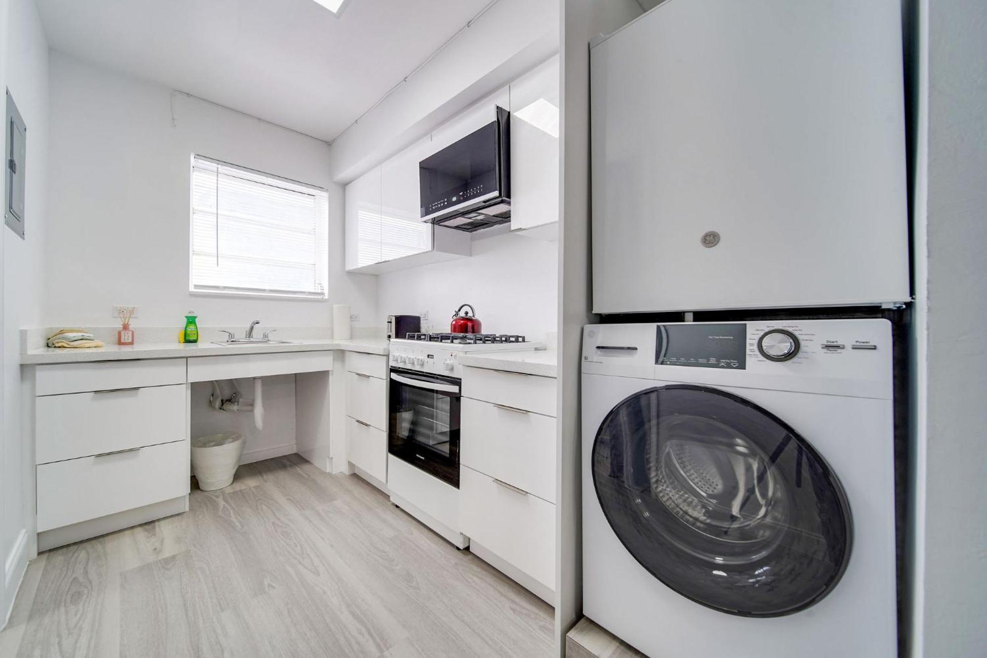 Deco Beachside Apt, W/2 Queen Beds, Washer/Dryer Miami Beach Luaran gambar